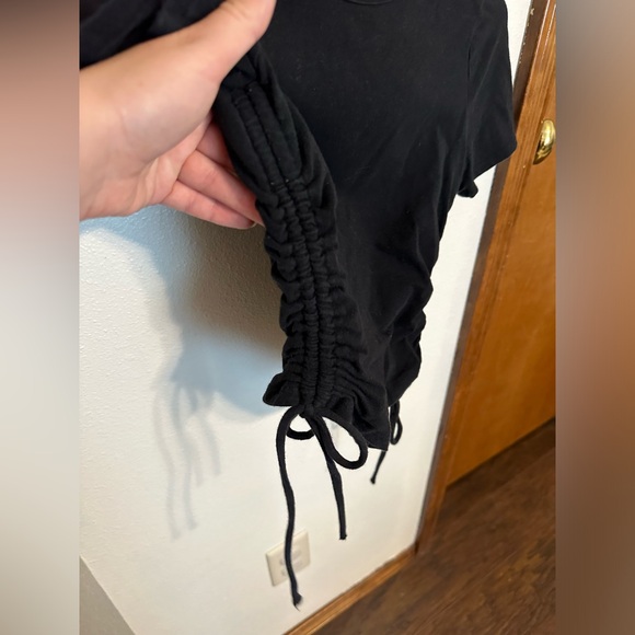 Hollister Black Ruched Baby Tee size S - Picture 3 of 5